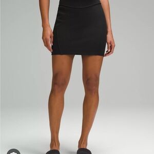 lululemon athletica Scuba HR Mini Skirt